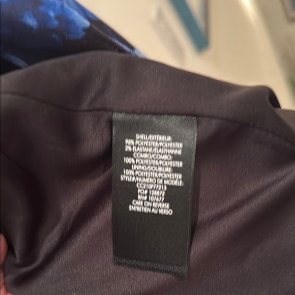 Alice + Olivia Floral Blazer - Picture 3 of 9